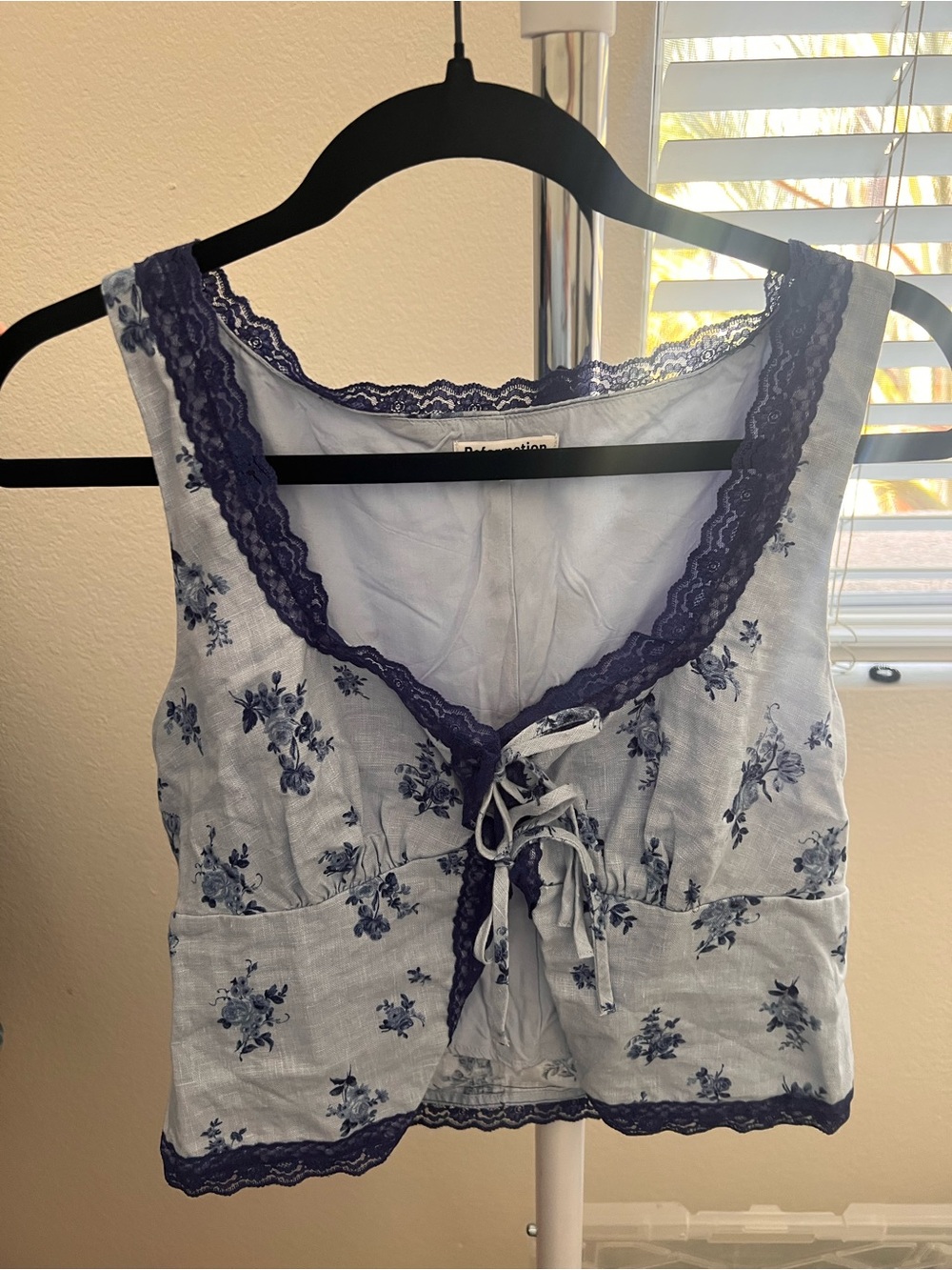Reformation tie front top